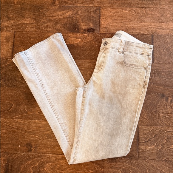 Chico's Platinum Denim NWOT Light Tan/ Brown Bootcut Jeans - Picture 4 of 6